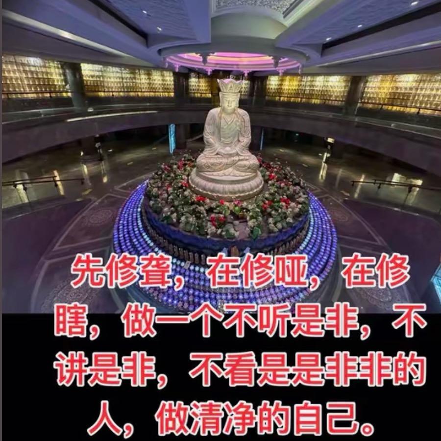 💘面带微¿笑的向前👣 走