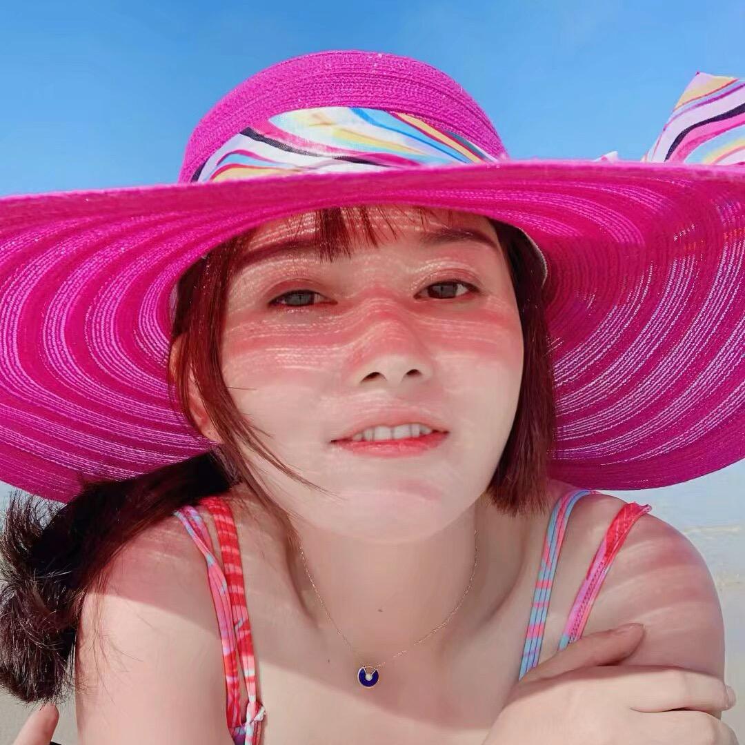 菲姐❤️亮哥五口之家