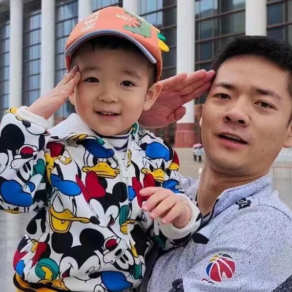 清华韬哥爱运动