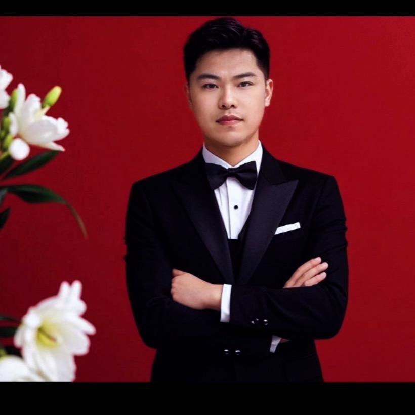 🇨🇳  沈  先生