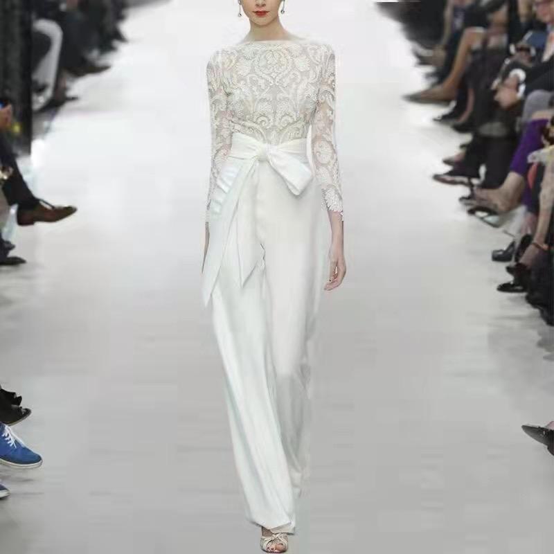 摩登时尚女装工厂店