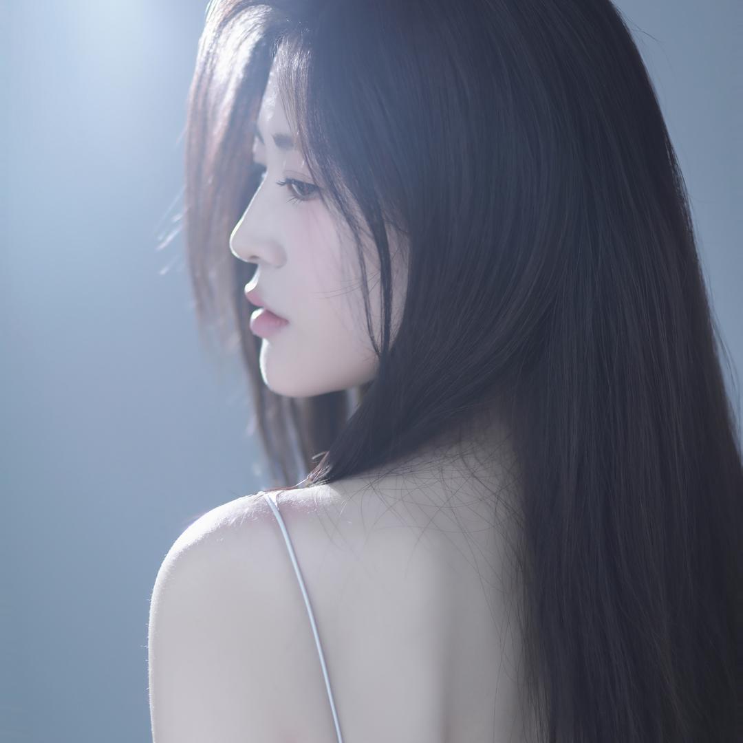 绵绵Valerie
