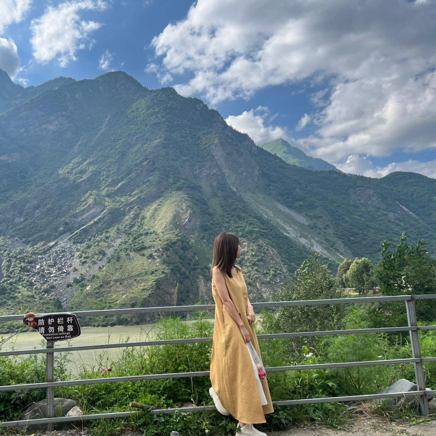 马坝农民街两朵FA.女装