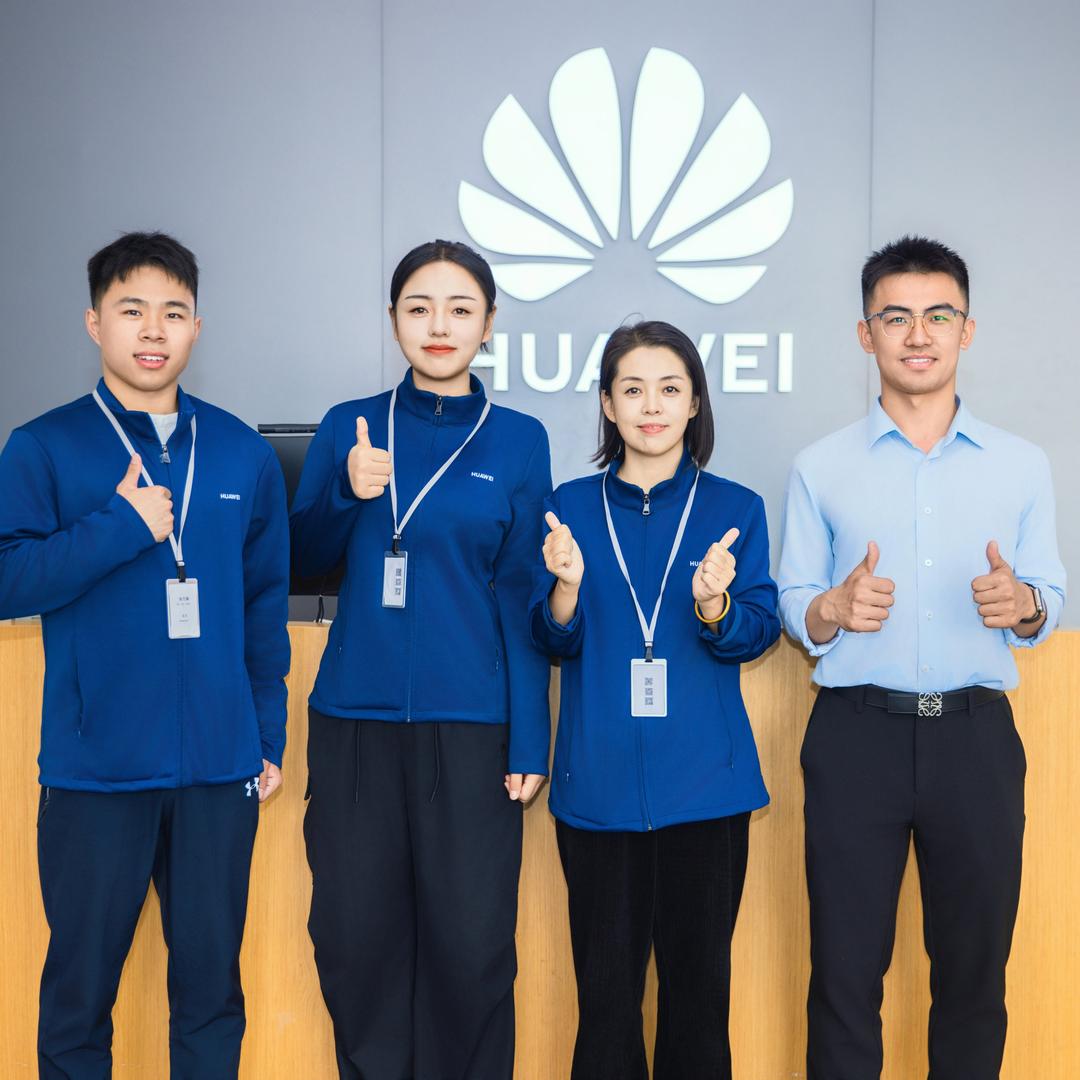 小王在乐陵德百卖手机呀