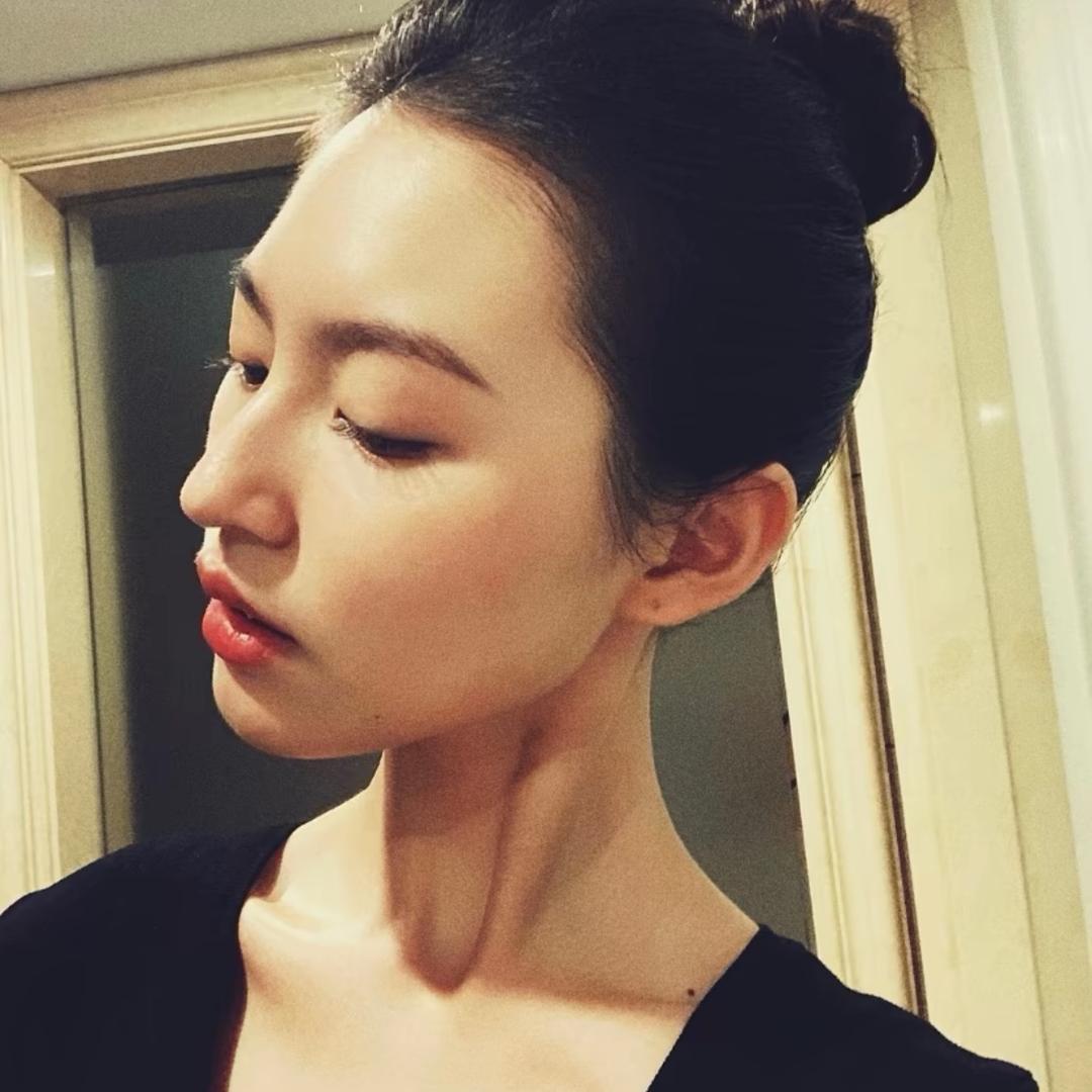 妃菲