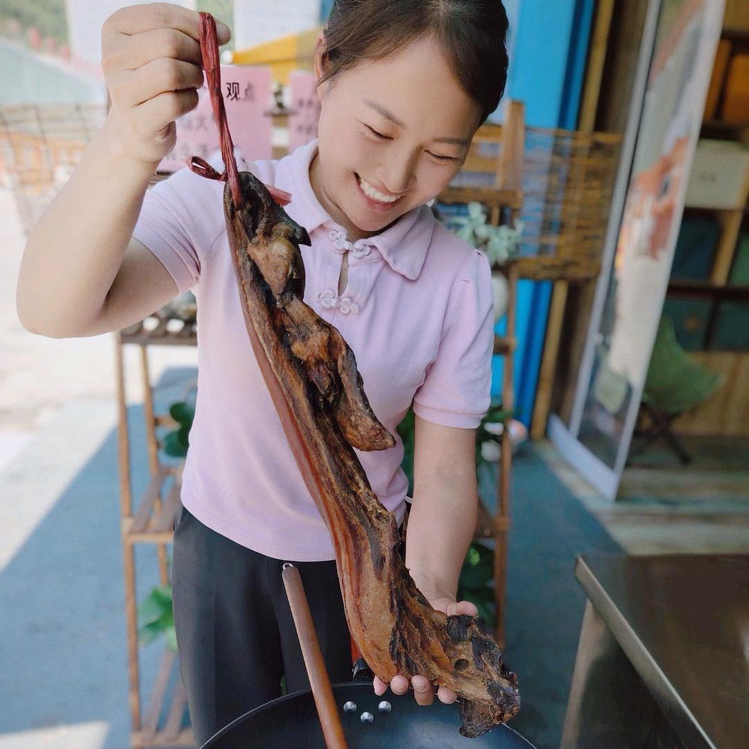 土家婷妹子