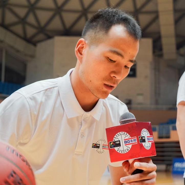 昆明训练师 万仔