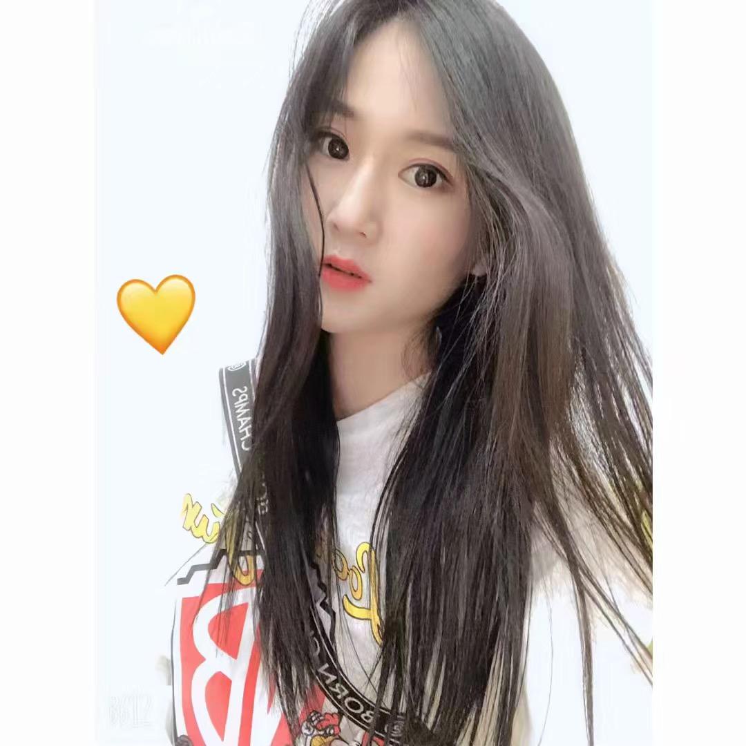 Y...🍎