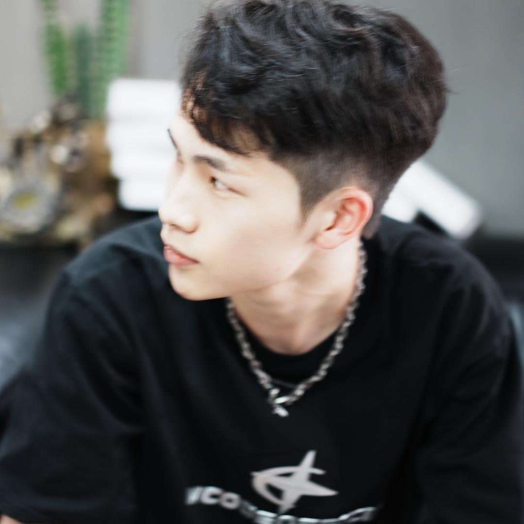 蒙城赫本女装店