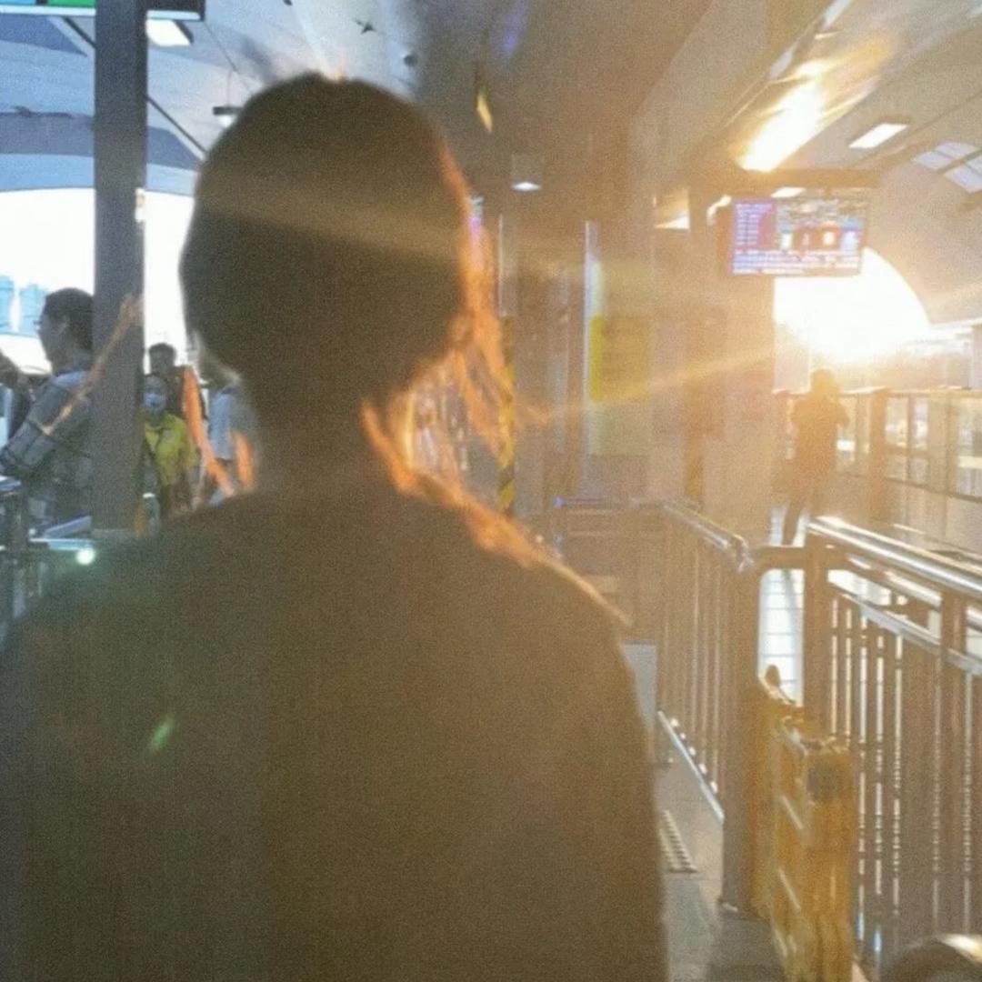 不是故里