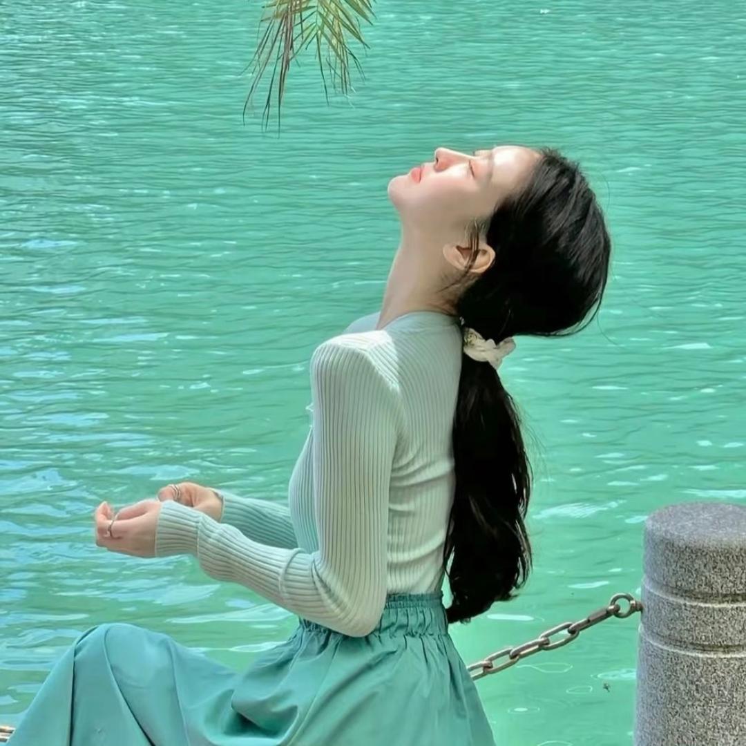 🧚🏻‍♀️邹邹