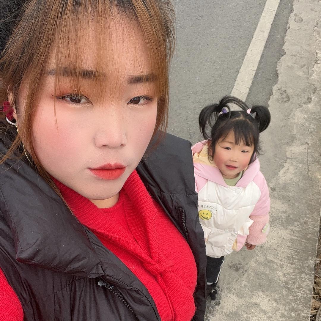 贵州小胖妹