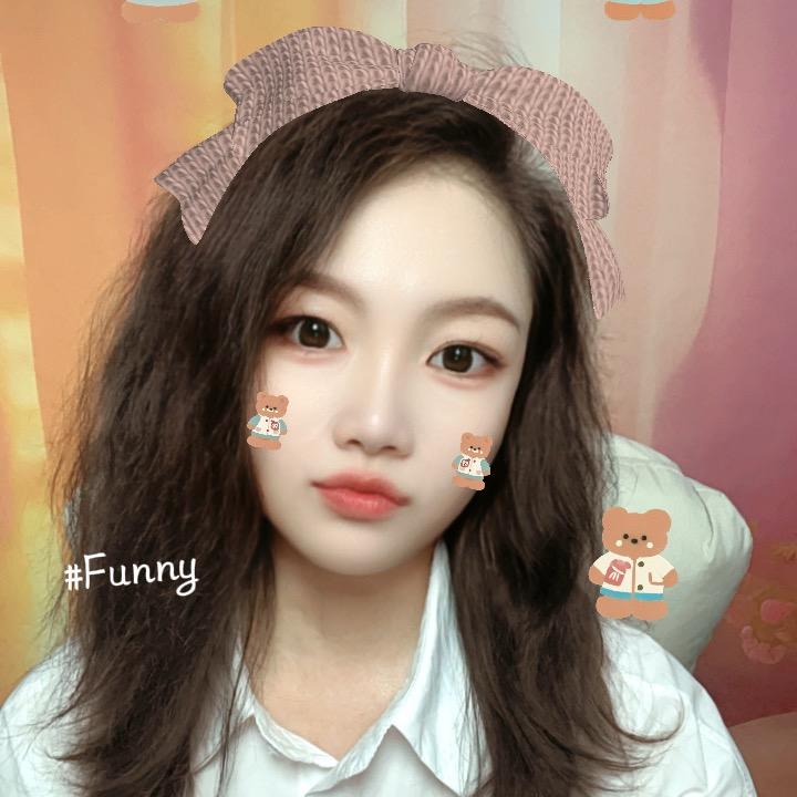 一彤