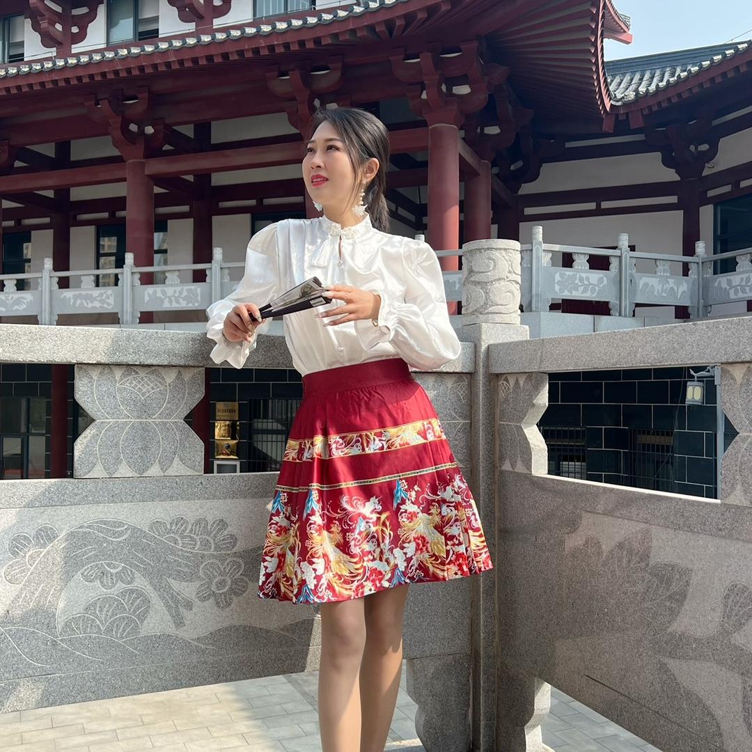 雯雯潮品女装