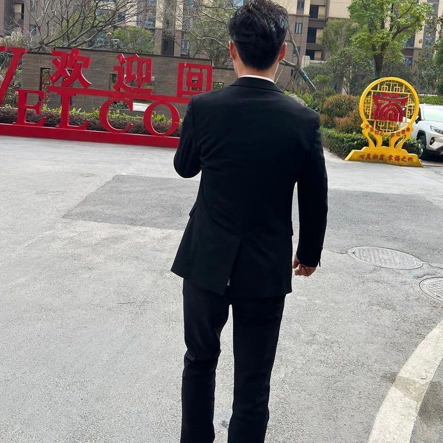 根哥