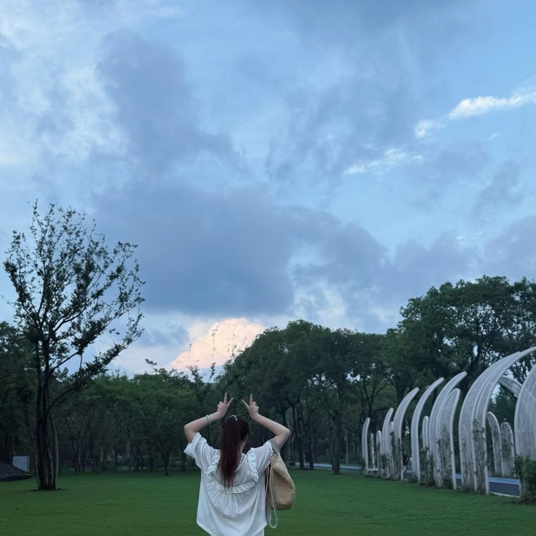 静静小姐姐👧
