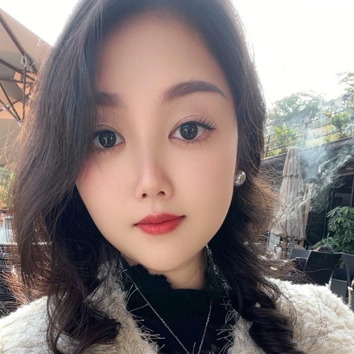 原来是玫瑰吖