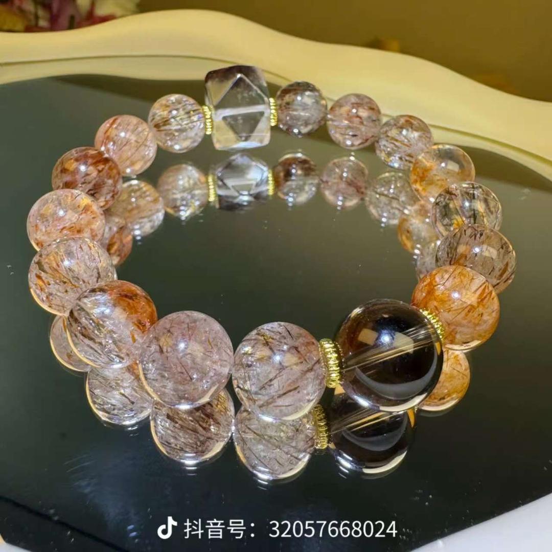 蓝笃吉水晶世界