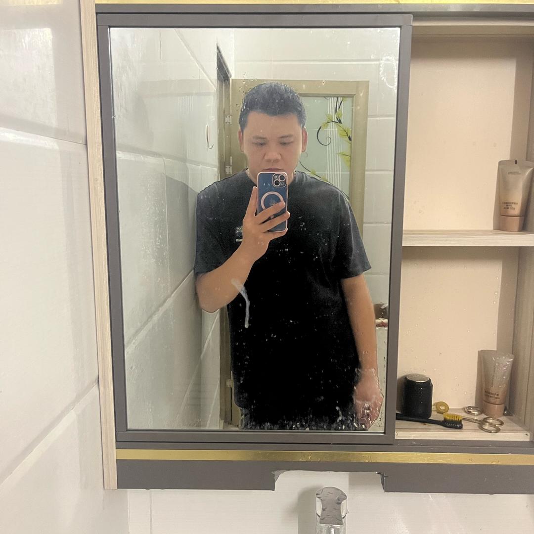 凌晨一吻
