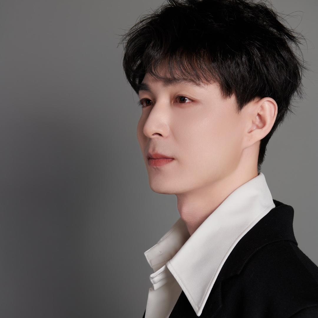 哈尔滨迈阿密酒吧订台_宪宇