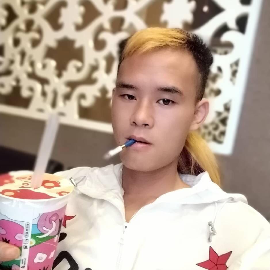 二娃　c!。　wsszsszssz 。/