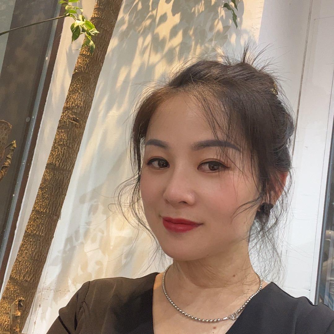 黄州（妍芷澜）太华国际一楼游乐场旁边