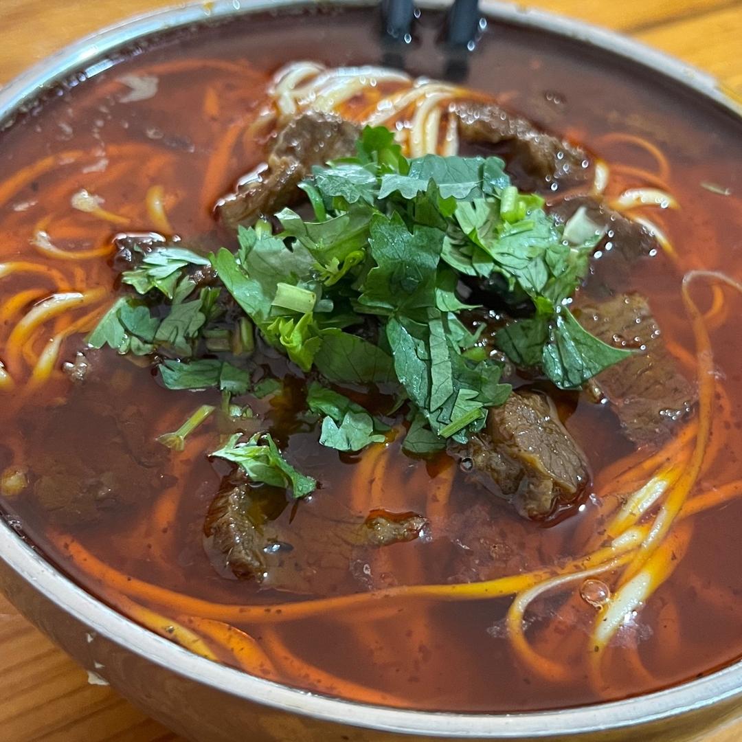 牛肉拉面