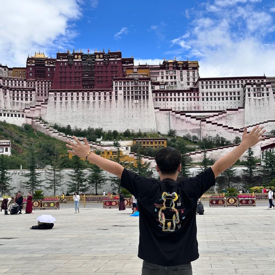 潘.