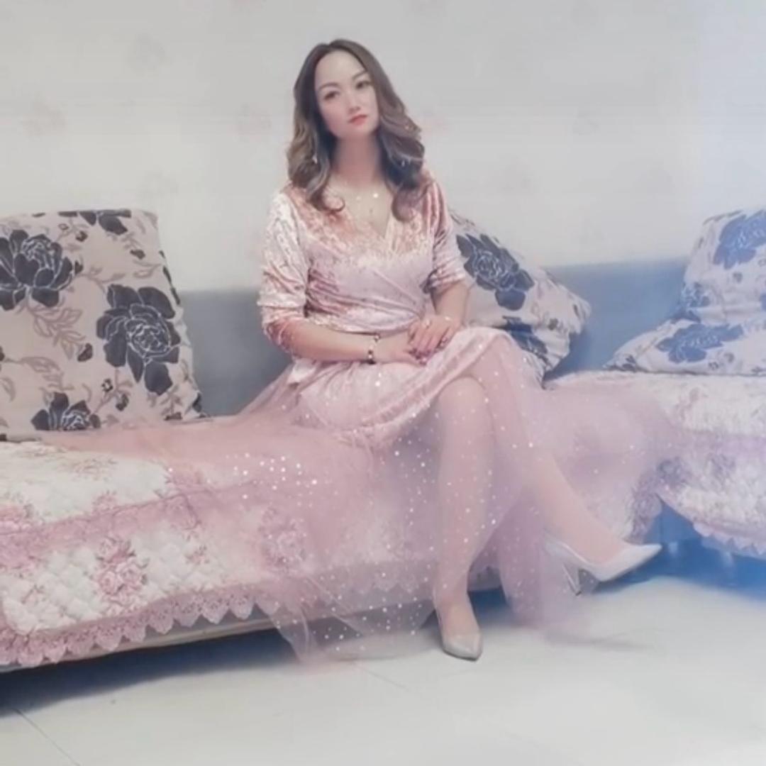 闺秘男神之家（随意女王）