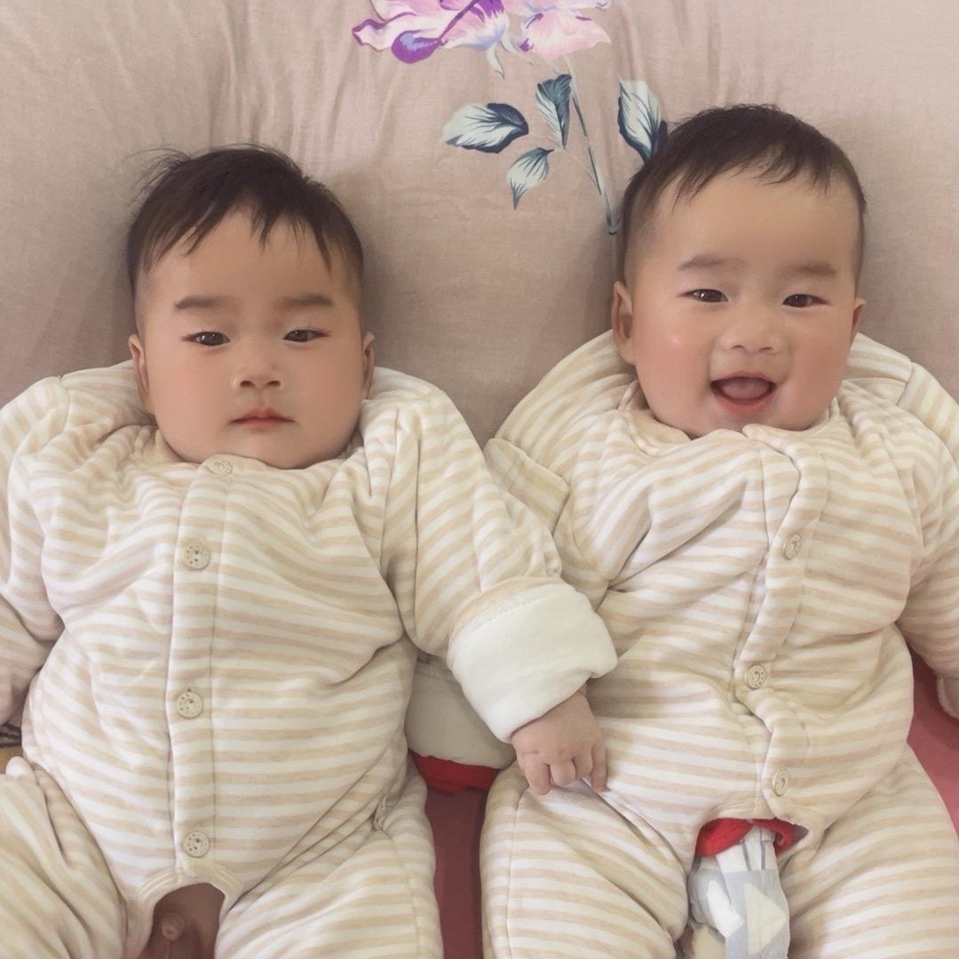 家有三千金👧👧👧两个儿👦👦