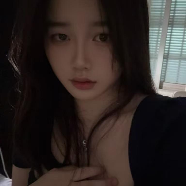 欣欣🌸🌧️佬湿