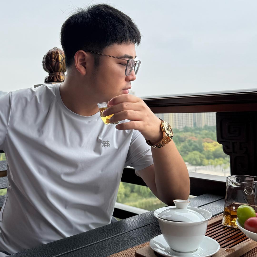 搞实业的小蒋