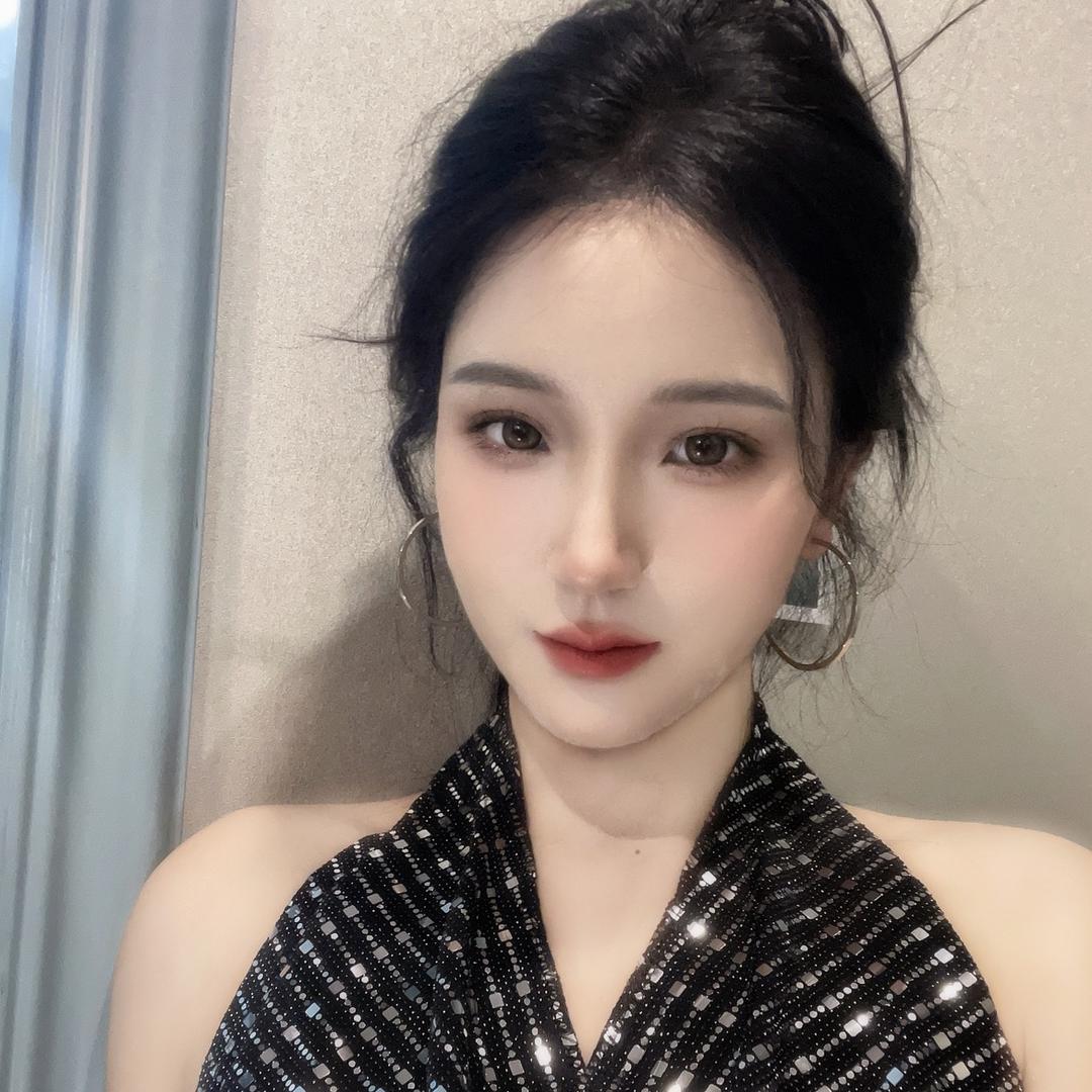 萳羊羊