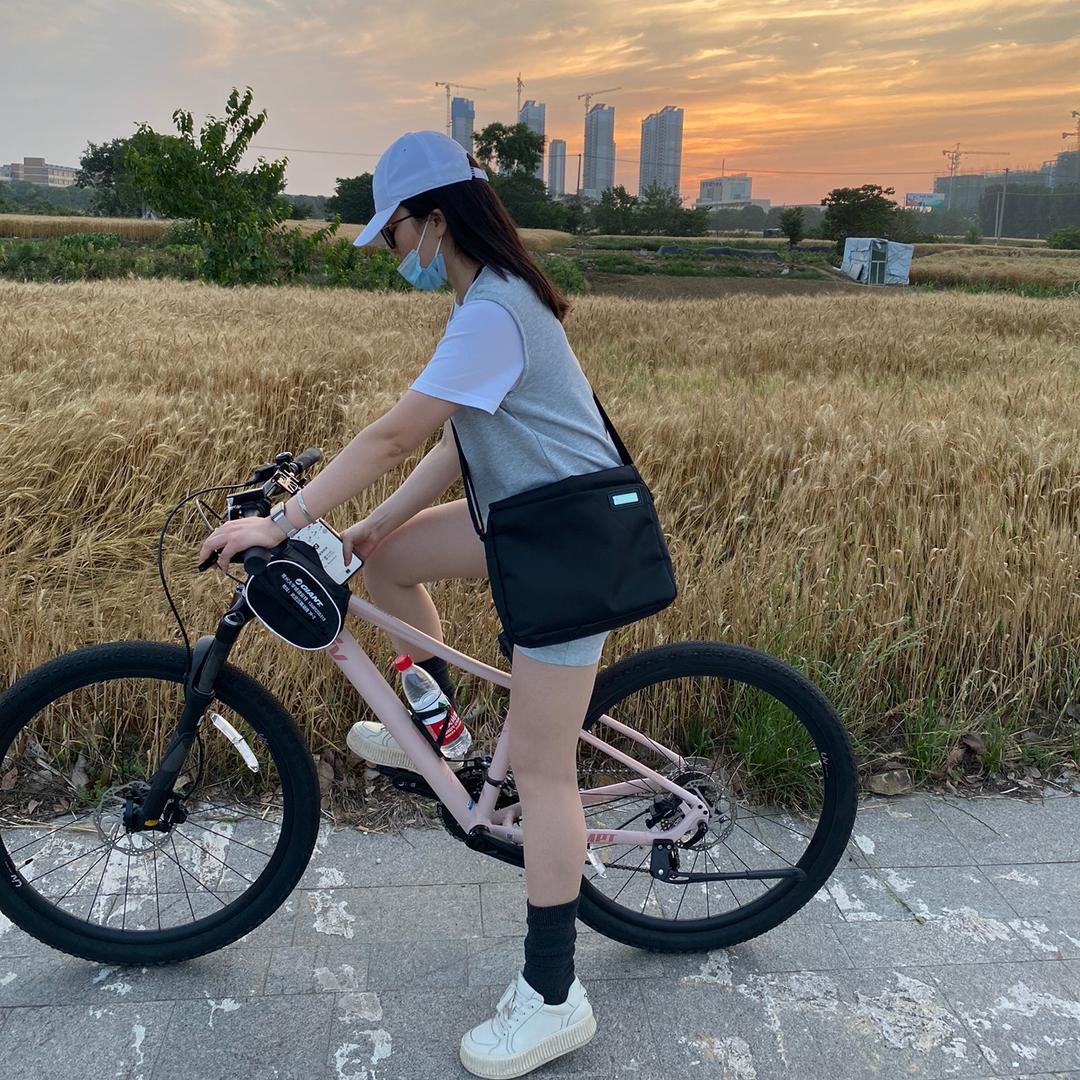 鱼姐小林