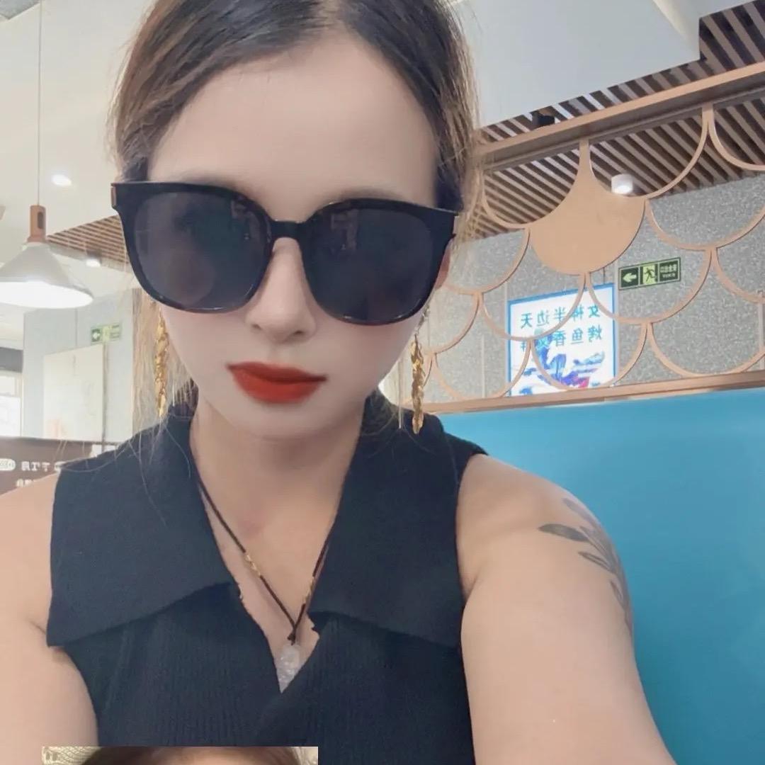 离异单亲宝妈——-王小诺