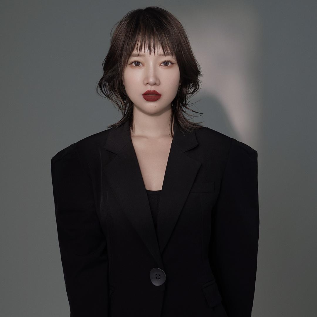 何子美妆造型