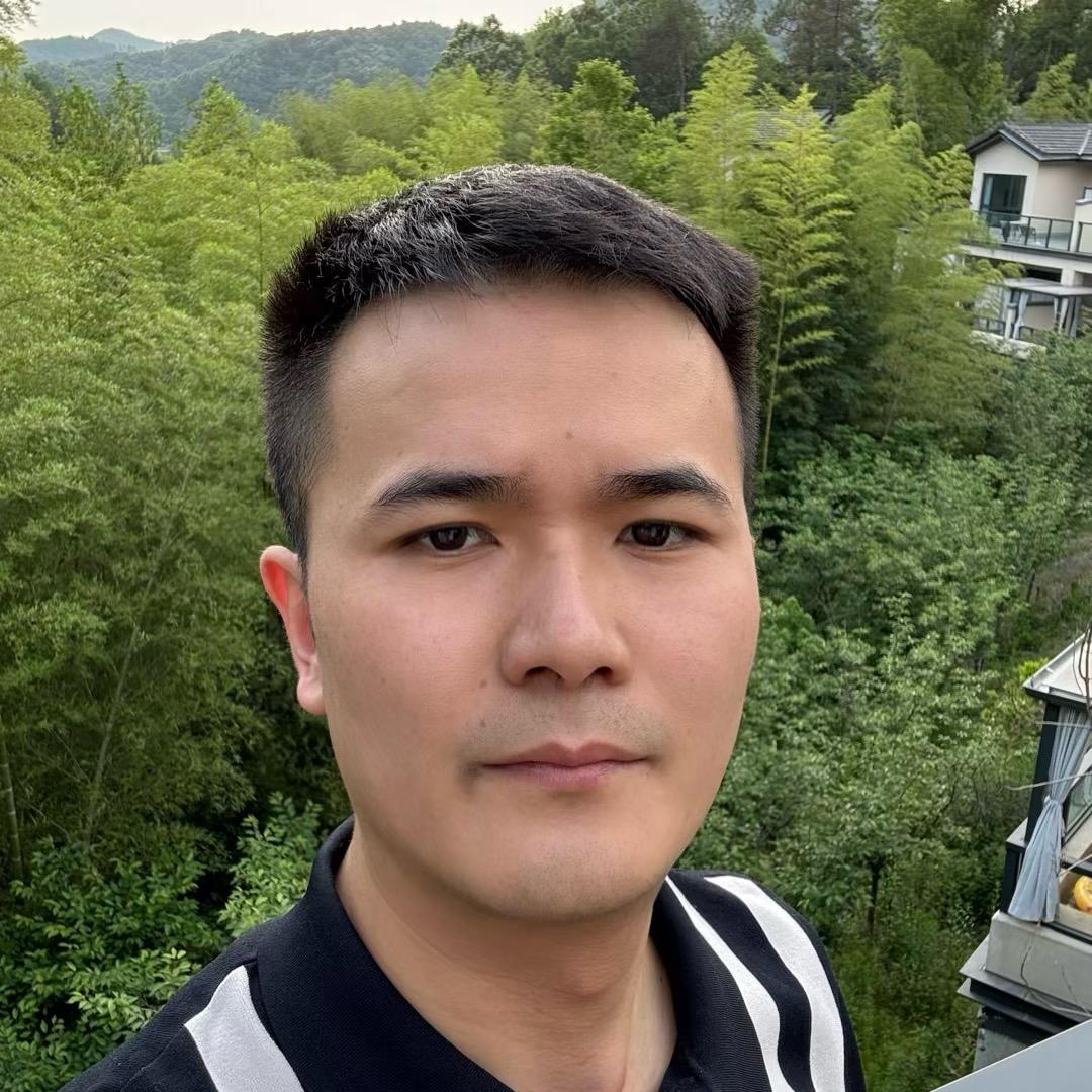 都佰 Dubai  童磊