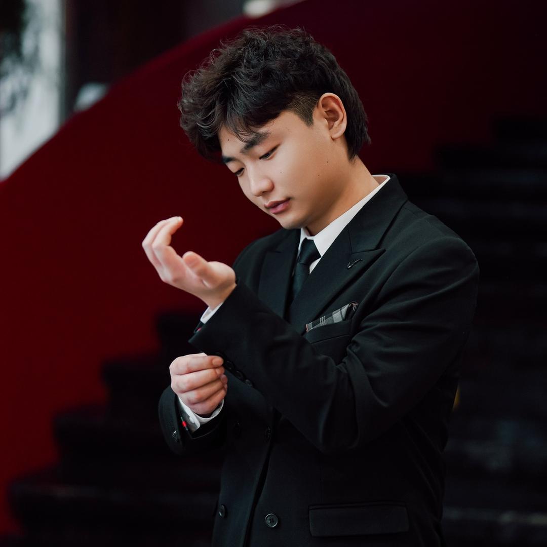 济宁发型设计天花板