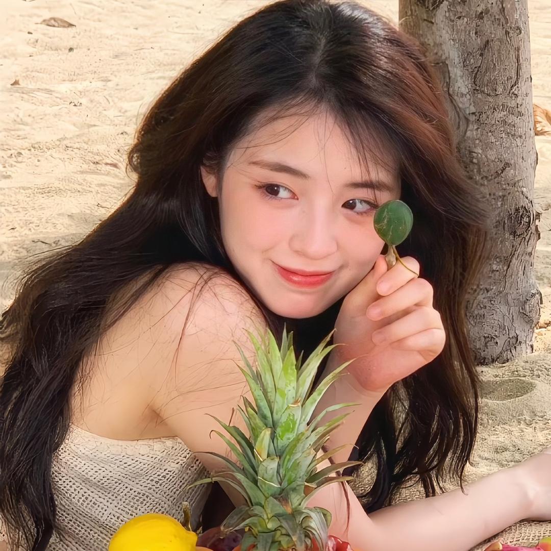 莉莉很美丽