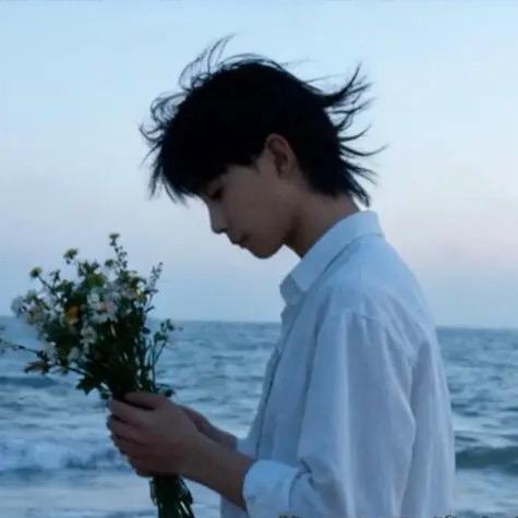 绅绅（国服打野）