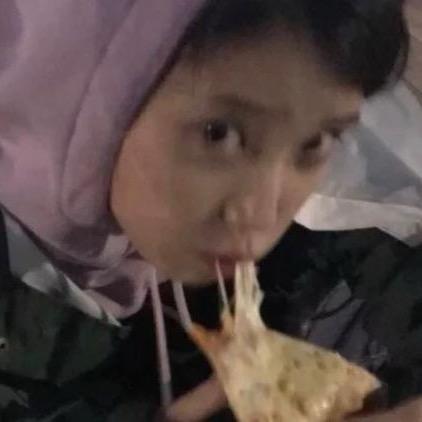 q w q
