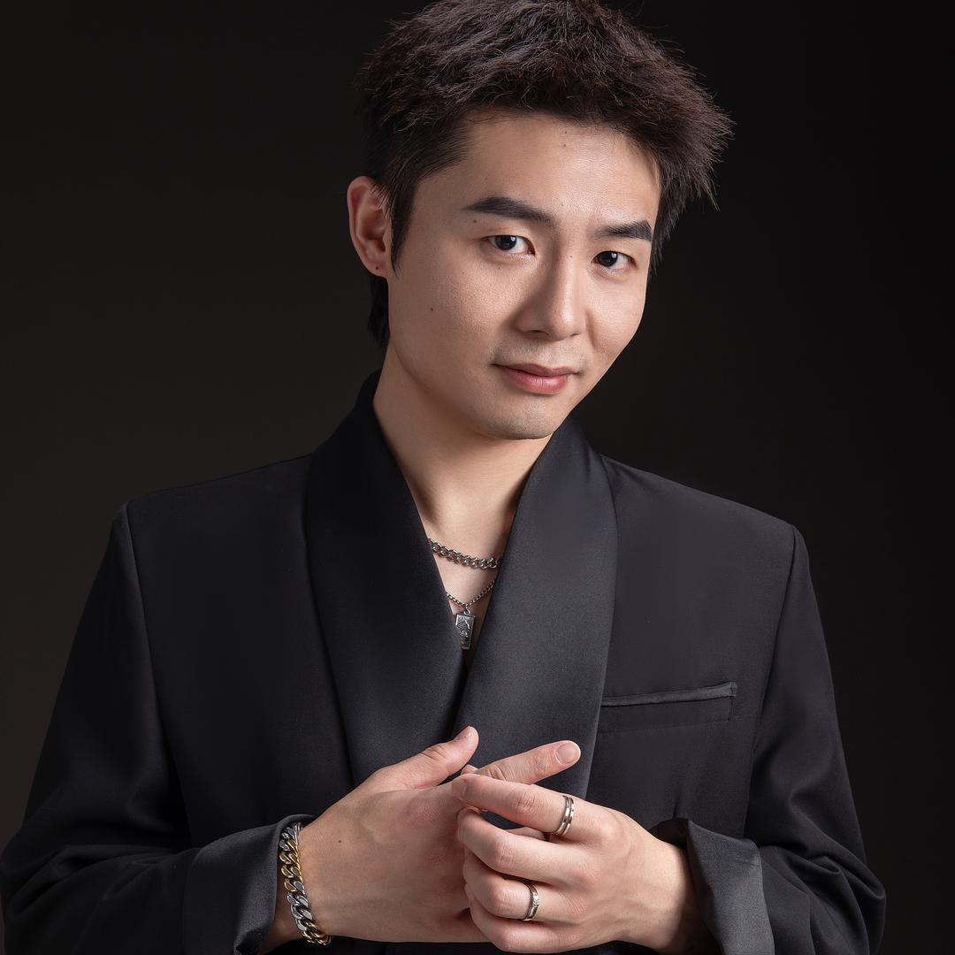 巫山小虎.发型设计