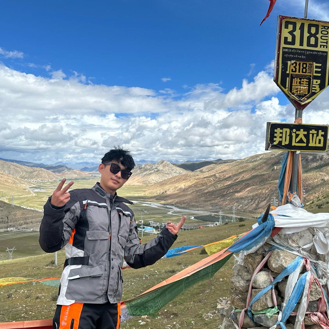 赵晨～🏂🏍🛠
