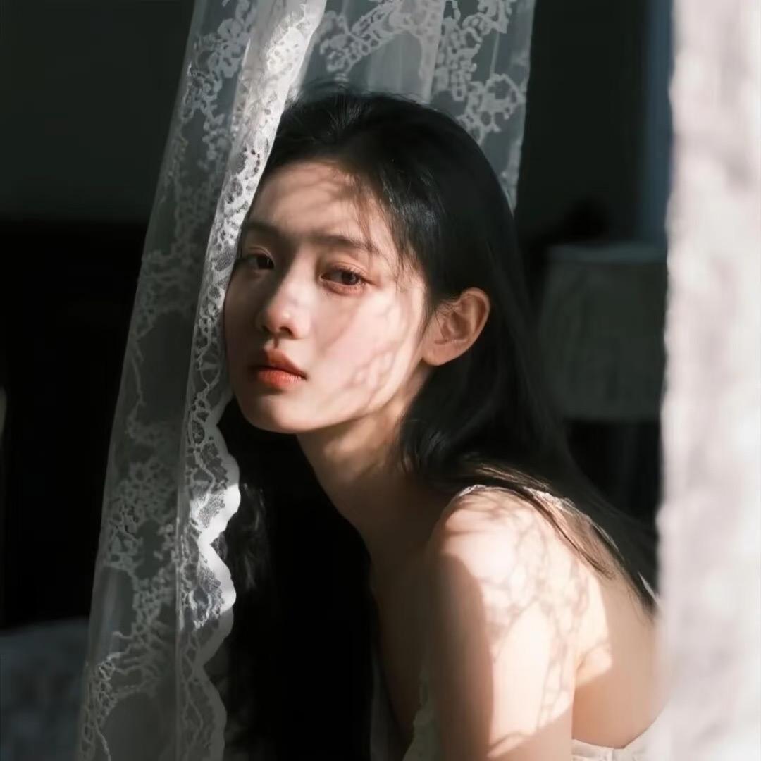 終是月亮失了约.