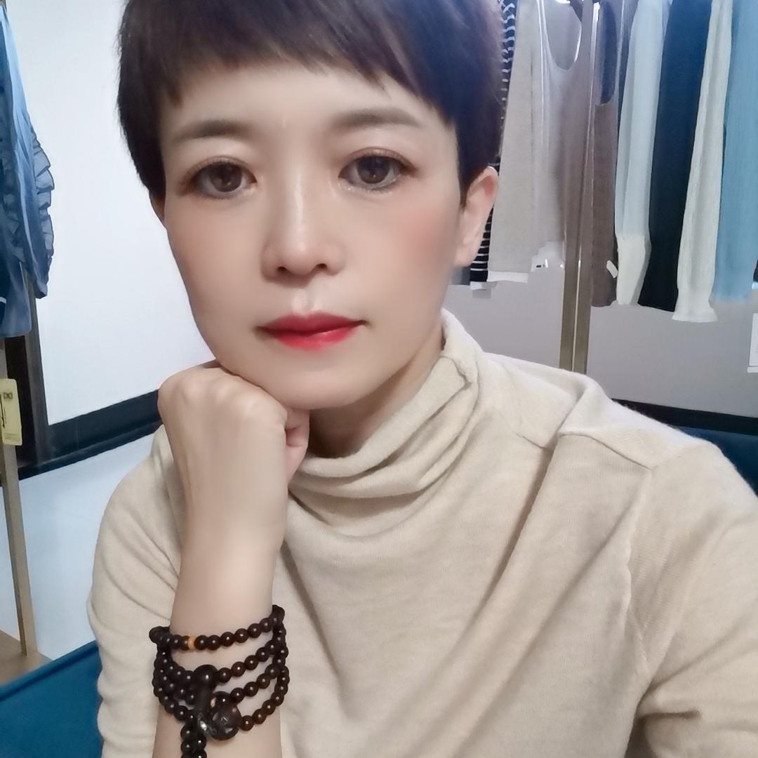 涡阳康宁路梦之屋女装店