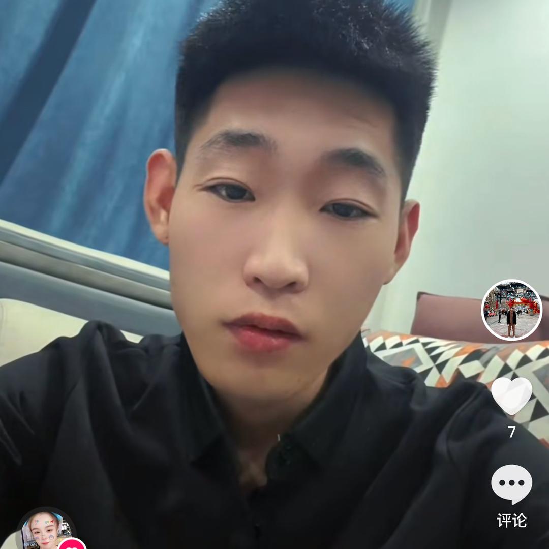 李不凡•