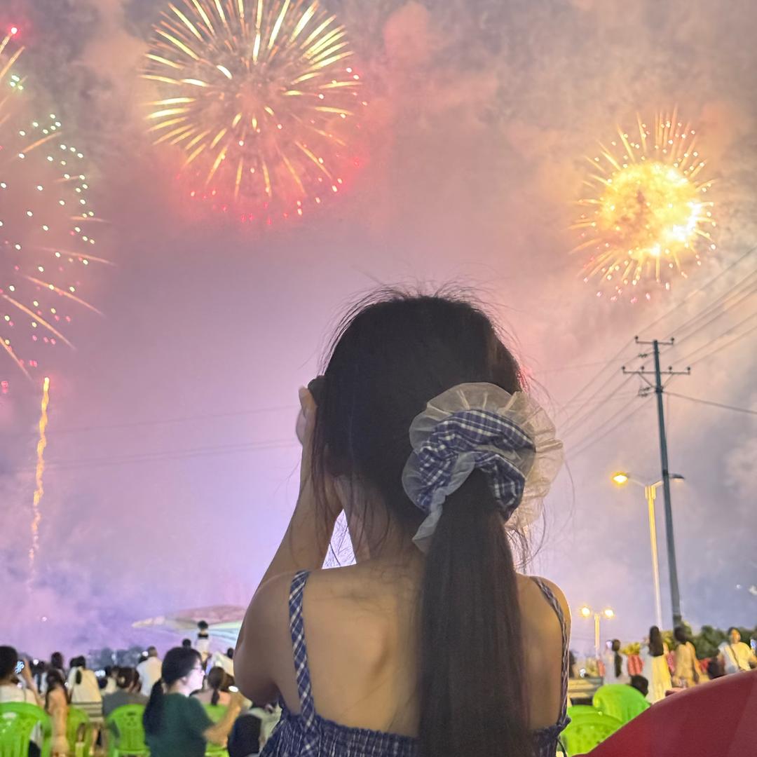 小鹿姐