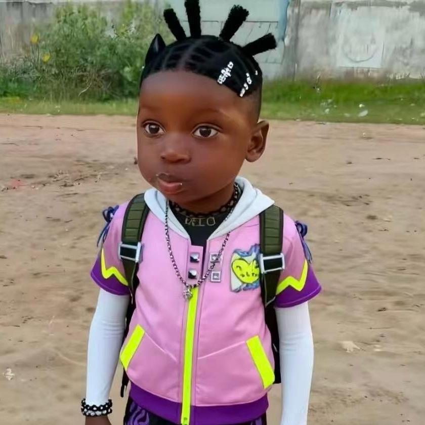 满山猴子就我腚红