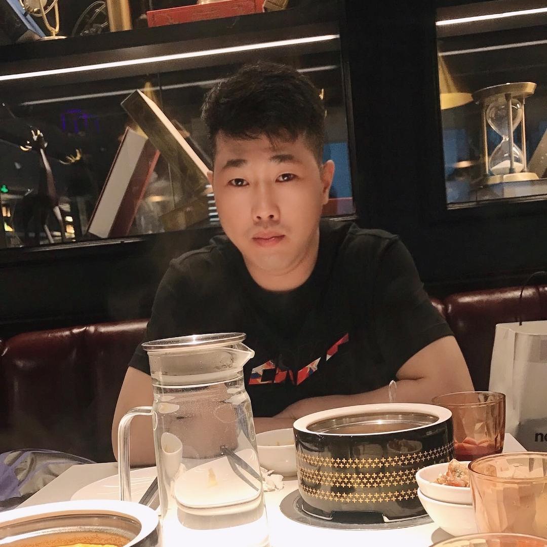 @江小白