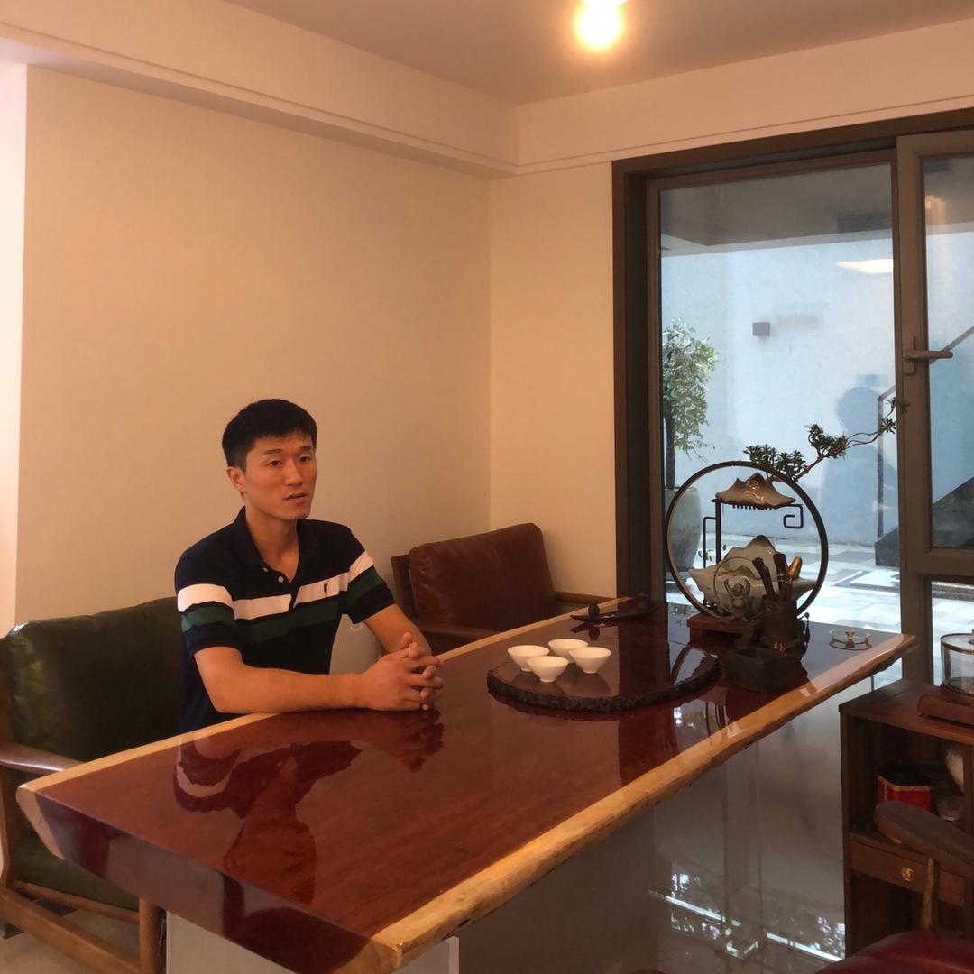济宁福邸家具贴膜.家具改色翻新-打胶